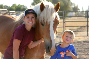 posing-with-horse